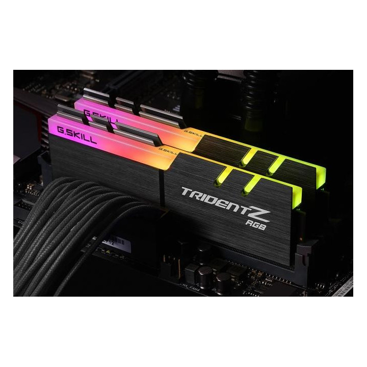 Zestaw pamięci G.SKILL TridentZ RGB F4-3600C18D-16GTZRX (DDR4; 2 x 8 GB; 3600 MHz; CL18)