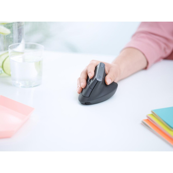 Mysz Logitech MX 910-005448 (optyczna; 4000 DPI; kolor czarny)