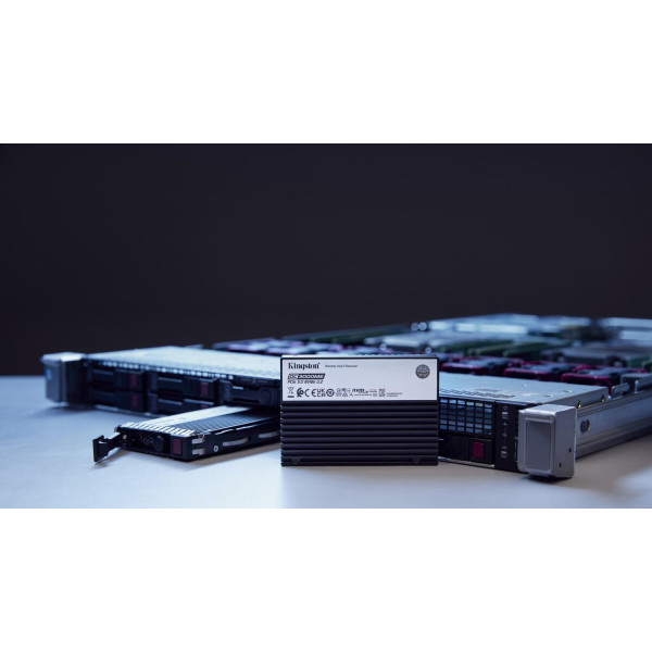 Dysk SSD Kingston DC3000ME 7.68TB U.2 (15mm) NVMe PCIe 5.0 SEDC3000ME/7T6 (DWPD 1) TCG