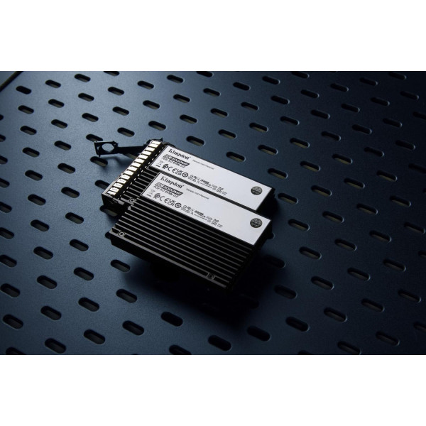 Dysk SSD Kingston DC3000ME 7.68TB U.2 (15mm) NVMe PCIe 5.0 SEDC3000ME/7T6 (DWPD 1) TCG